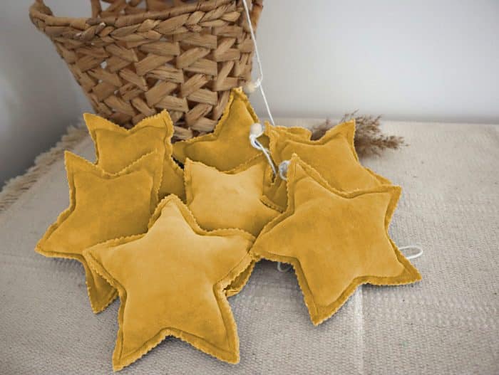 Guirnalda Estrella Amarilla - Imagen 1